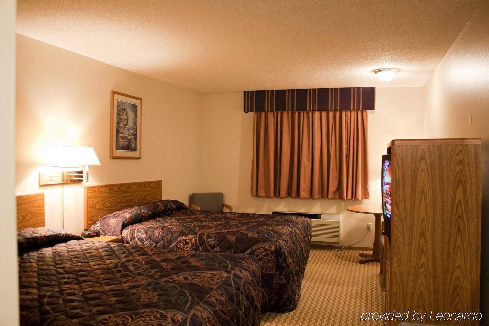 Prairie Inn Vermillion Екстериор снимка