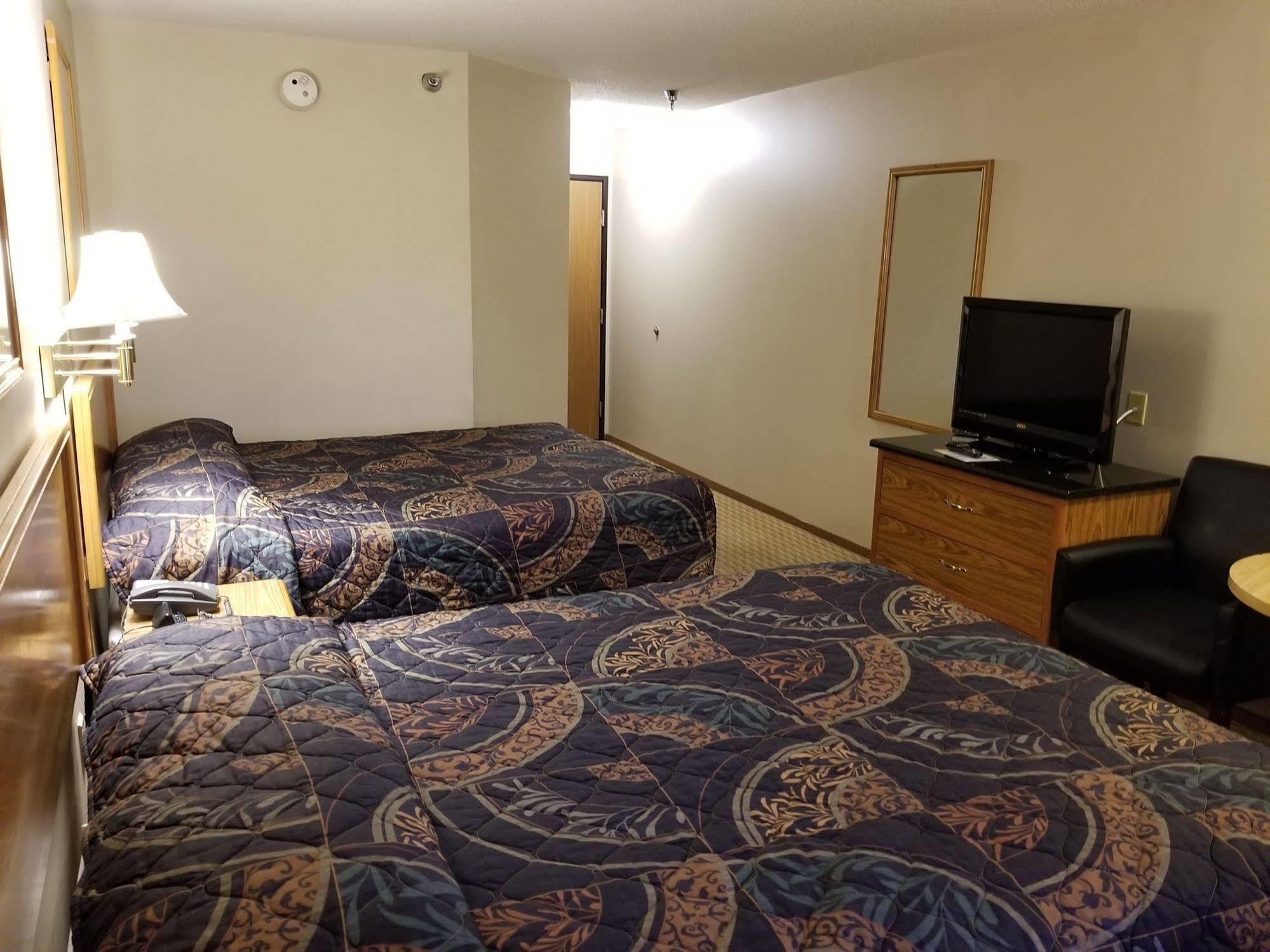 Prairie Inn Vermillion Екстериор снимка