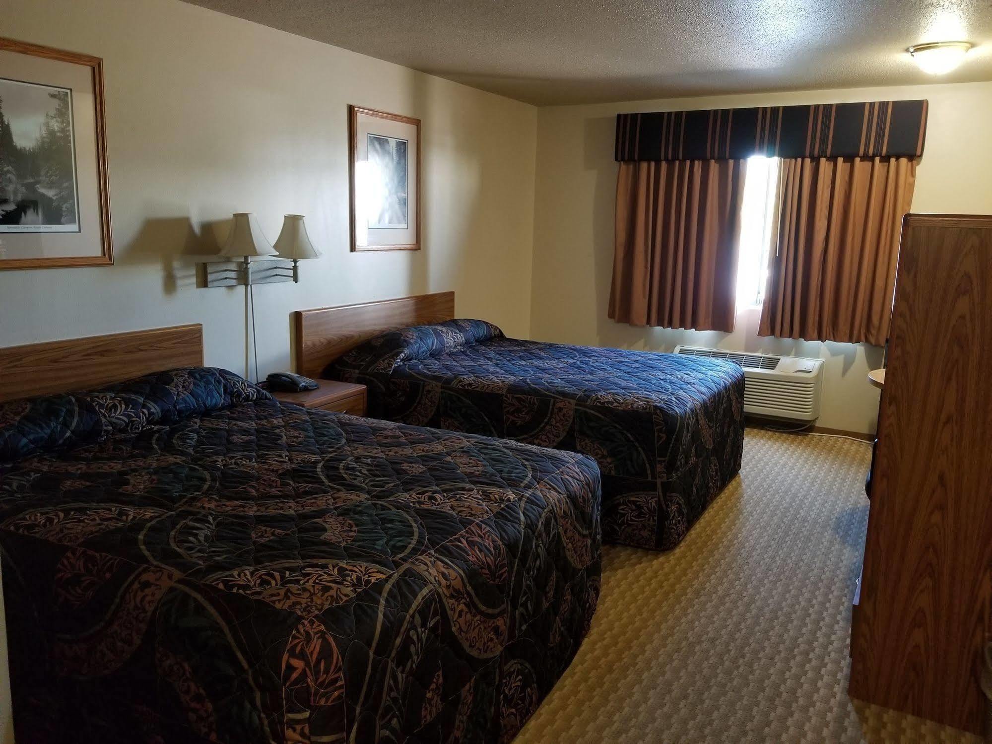 Prairie Inn Vermillion Екстериор снимка