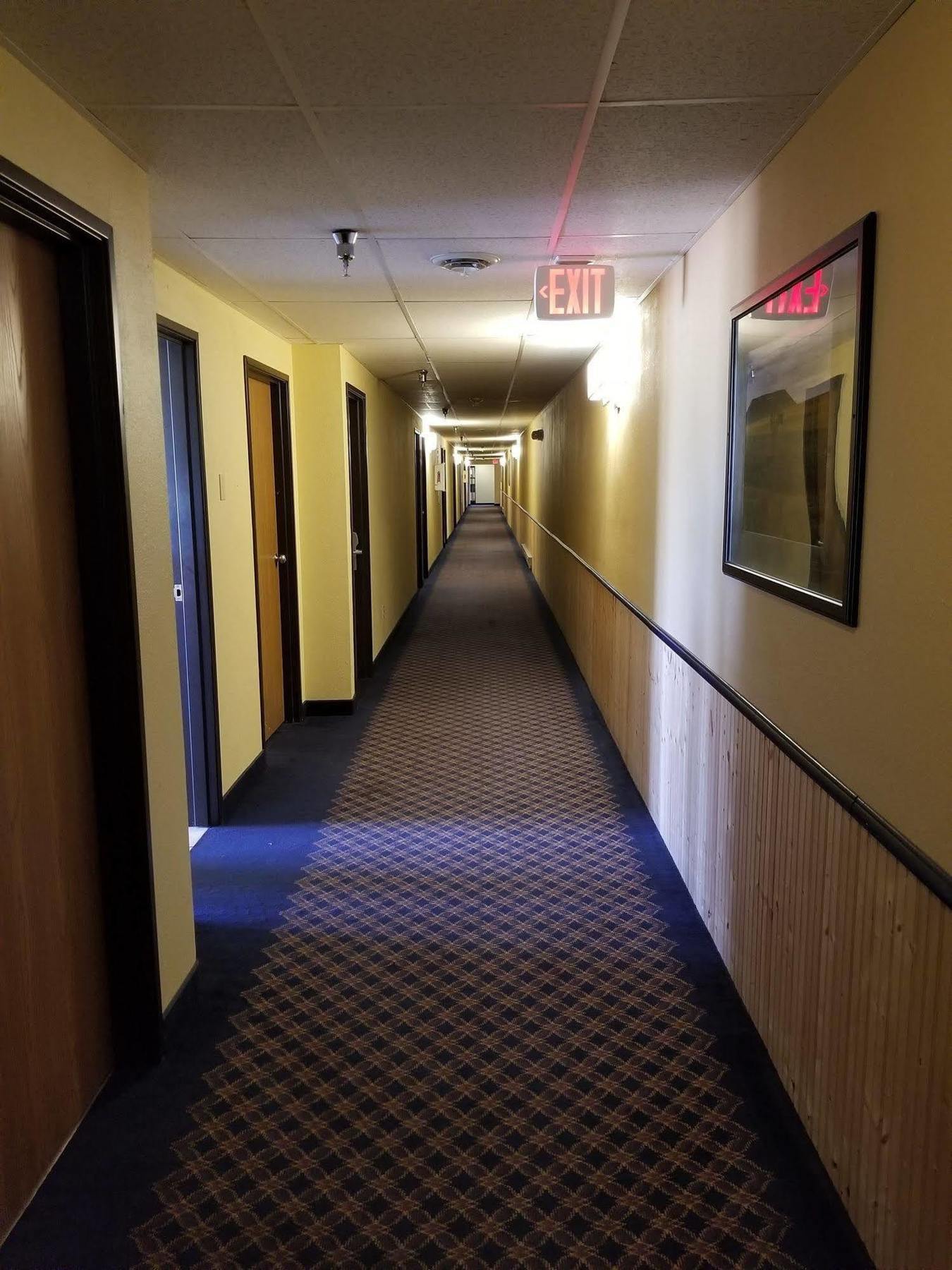 Prairie Inn Vermillion Екстериор снимка
