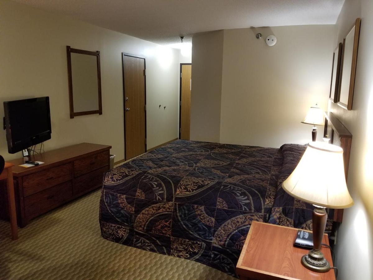Prairie Inn Vermillion Екстериор снимка